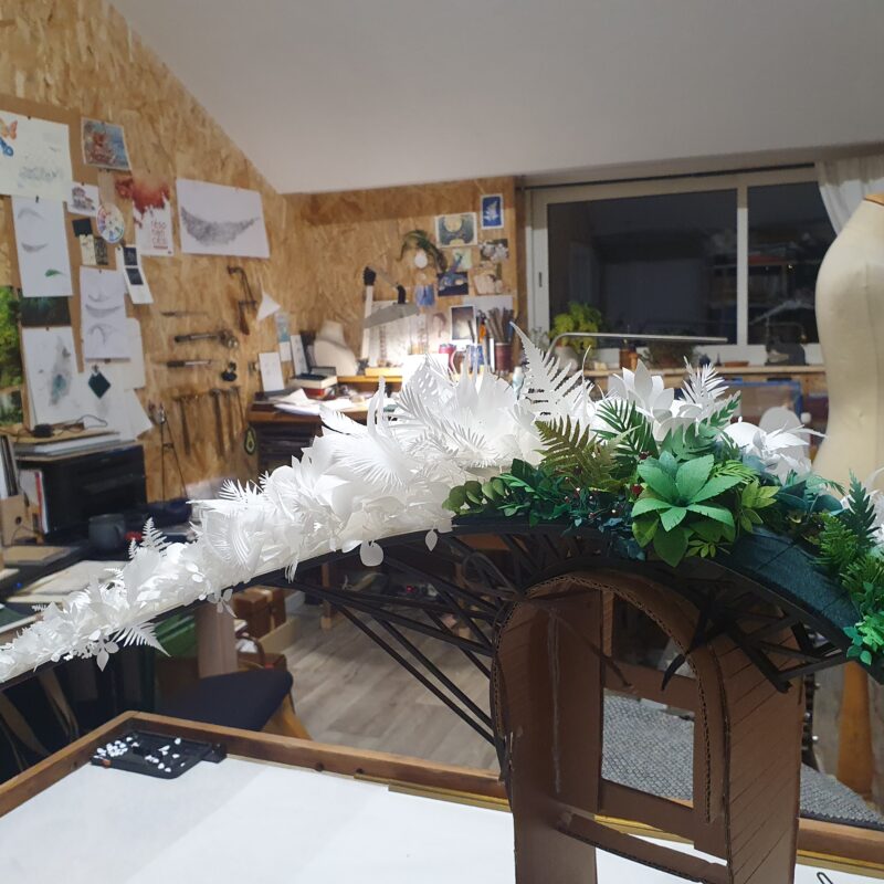 9 Parure Jardins Suspendus dans l'atelier